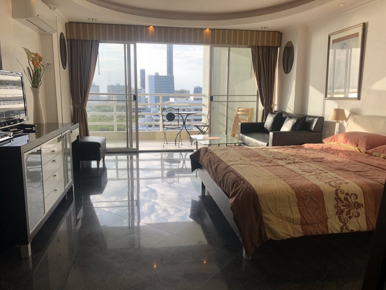 View Talay 5C: Rentals Jomtien View Talay 5C